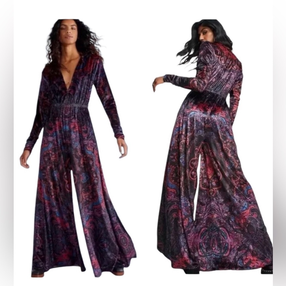 Free People Jumpsuit Womens XSmall Giselle Velvet Wide Leg Boho Paisley VNeck.